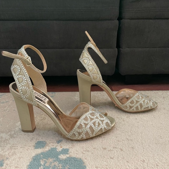 Badgley Mischka gold and silver heels - Picture 3 of 6